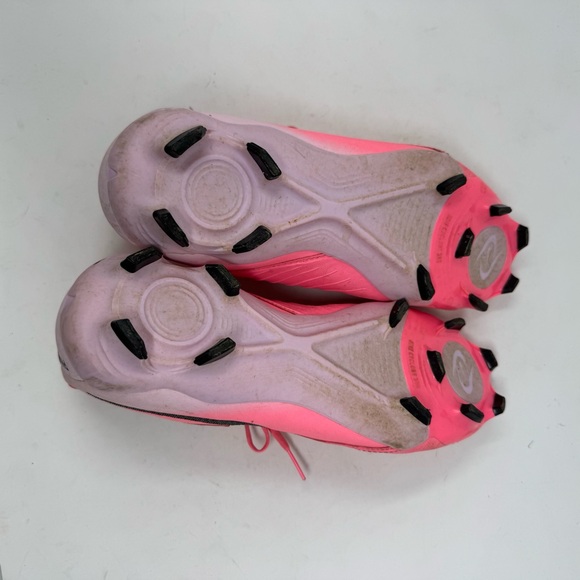 Nike Phantom GX Soccer Cleats Size 9 Pink Black Firm Ground Athletic Shoes - Picture 7 of 10